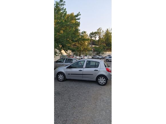 Öğretmenden 143000 de vizeli Clio