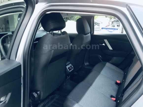 Sahibinden Citroen C4 X 1.2 PureTech Feel Bold 2024 Model 