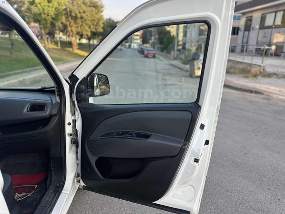TEMİZ AİLE TİPİ FİAT 1.3 MULTİJET DOBLO ÇİFT SÜRGÜ