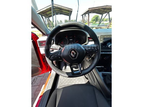 Sahibinden Renault Clio 1.0 SCe Joy 2023 Model 