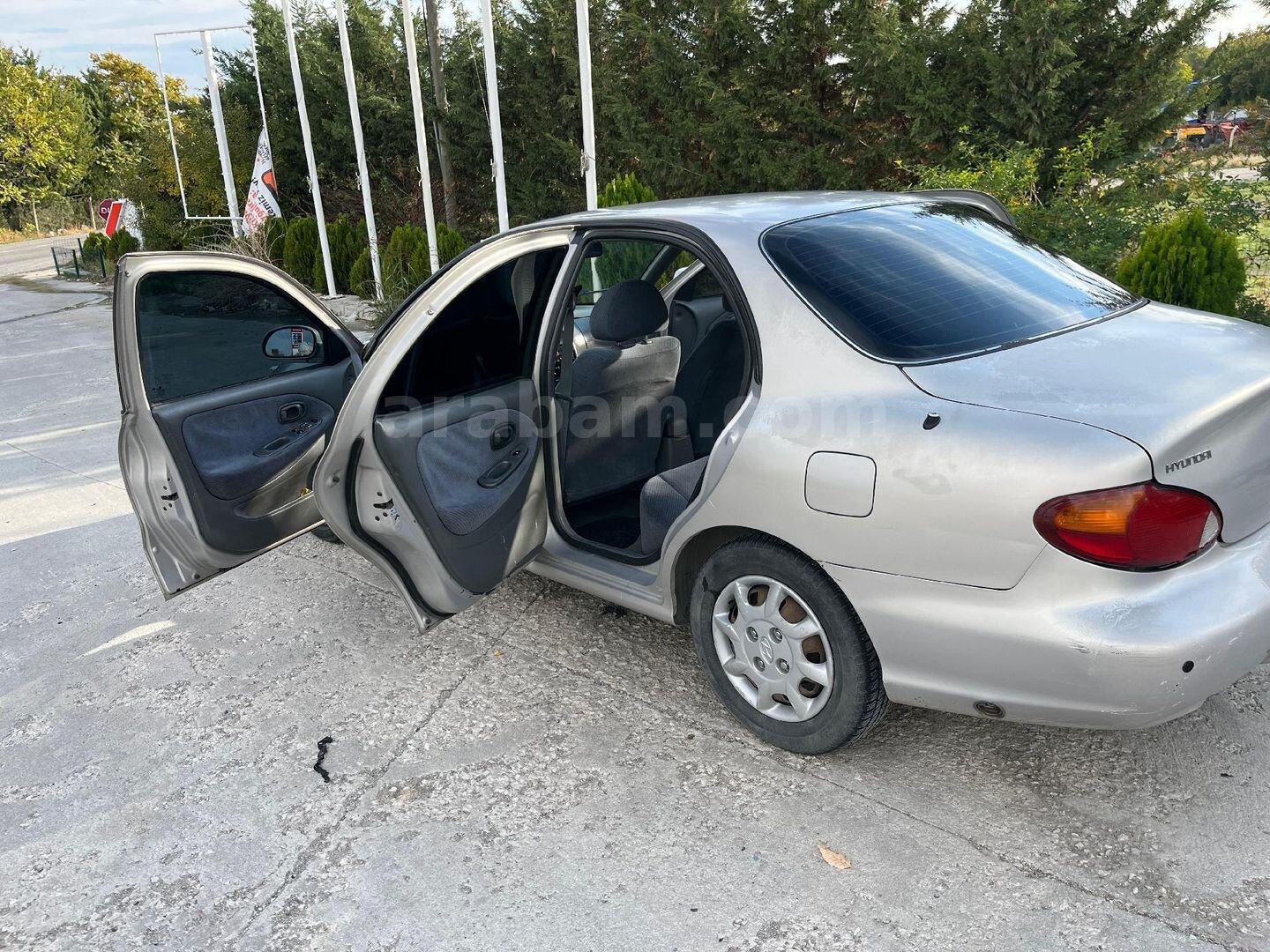 Sahibinden Hyundai Elantra 1.6 GLS 2000 Model Yozgat 212.000 km Gri (metalik) 7