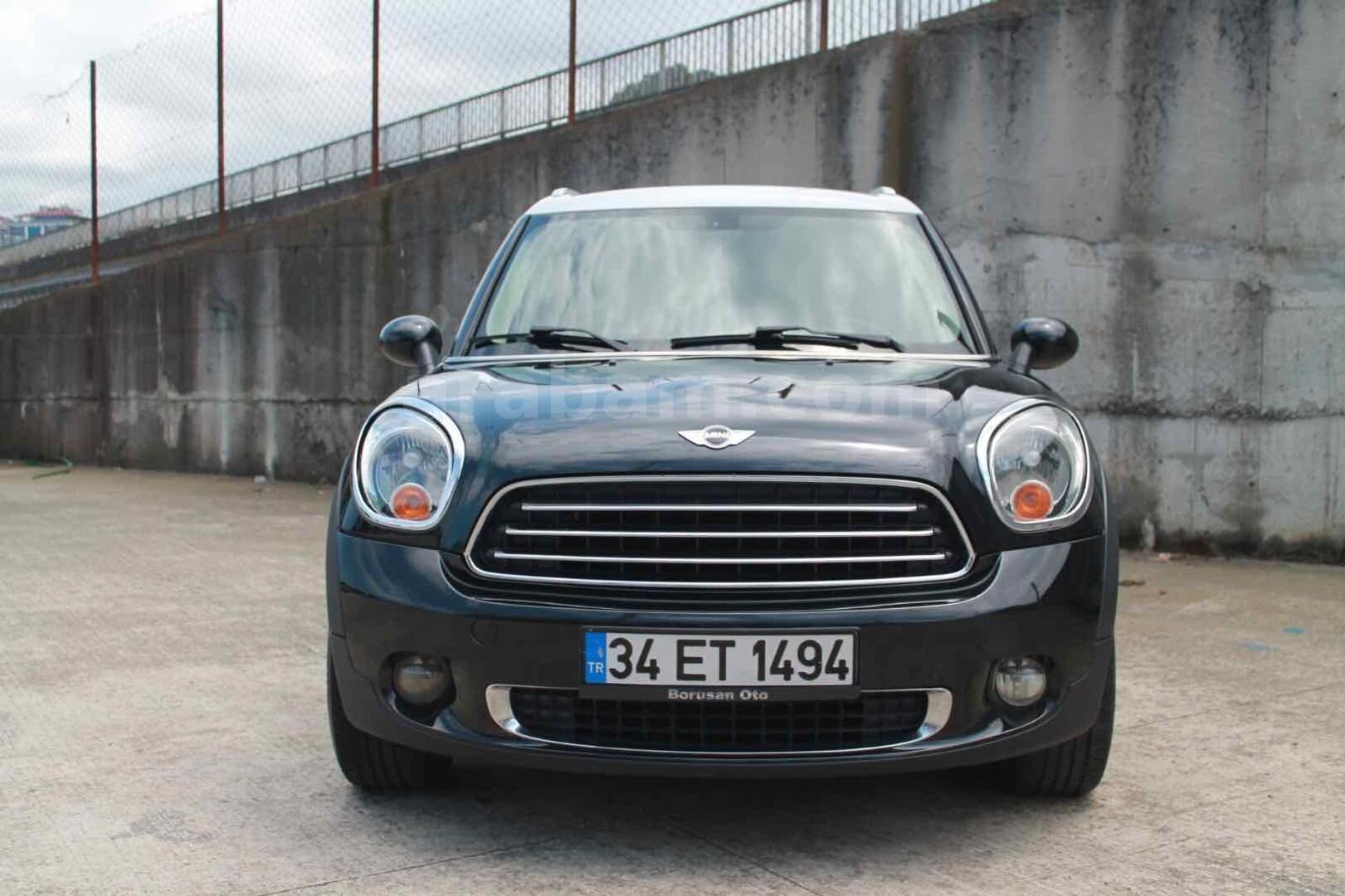Sahibinden Mini Countryman 1.6 Türkiye Paketi 2012 Model 137000 km Siyah 2