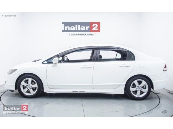 2011 HONDA CİVİC 1.6İ VTEC PREMİUM OTOMATİK