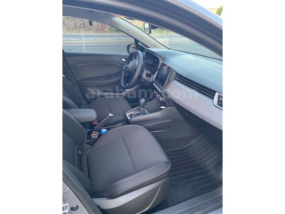 Sahibinden Renault Clio 1.0 TCe Evolution 2026 Model Mersin
