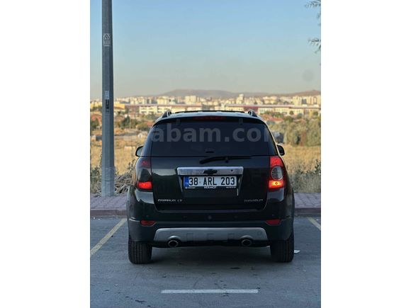 ülger auto’ dan temiz bakımlı CAPTİVA 