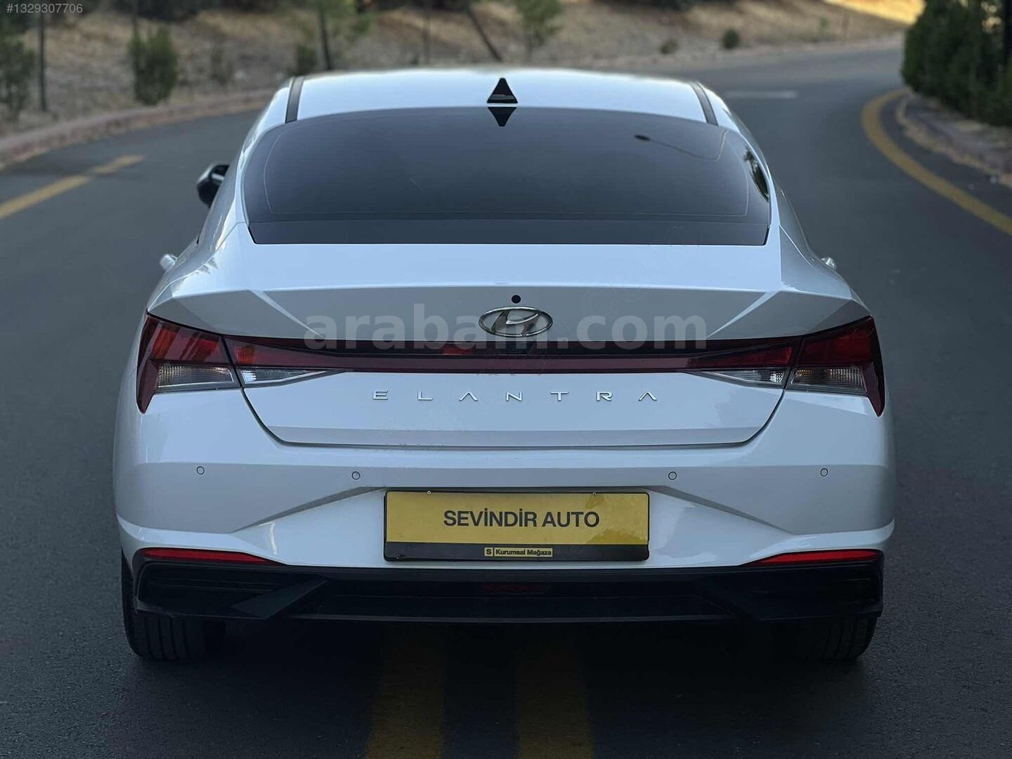 Galeriden Hyundai Elantra 1.6 MPI Smart 2022 Model Ankara 53.000 km Beyaz 6