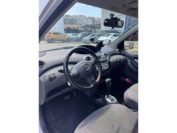 Sahibinden Toyota Yaris 1.3 Sol 2005 Model 
