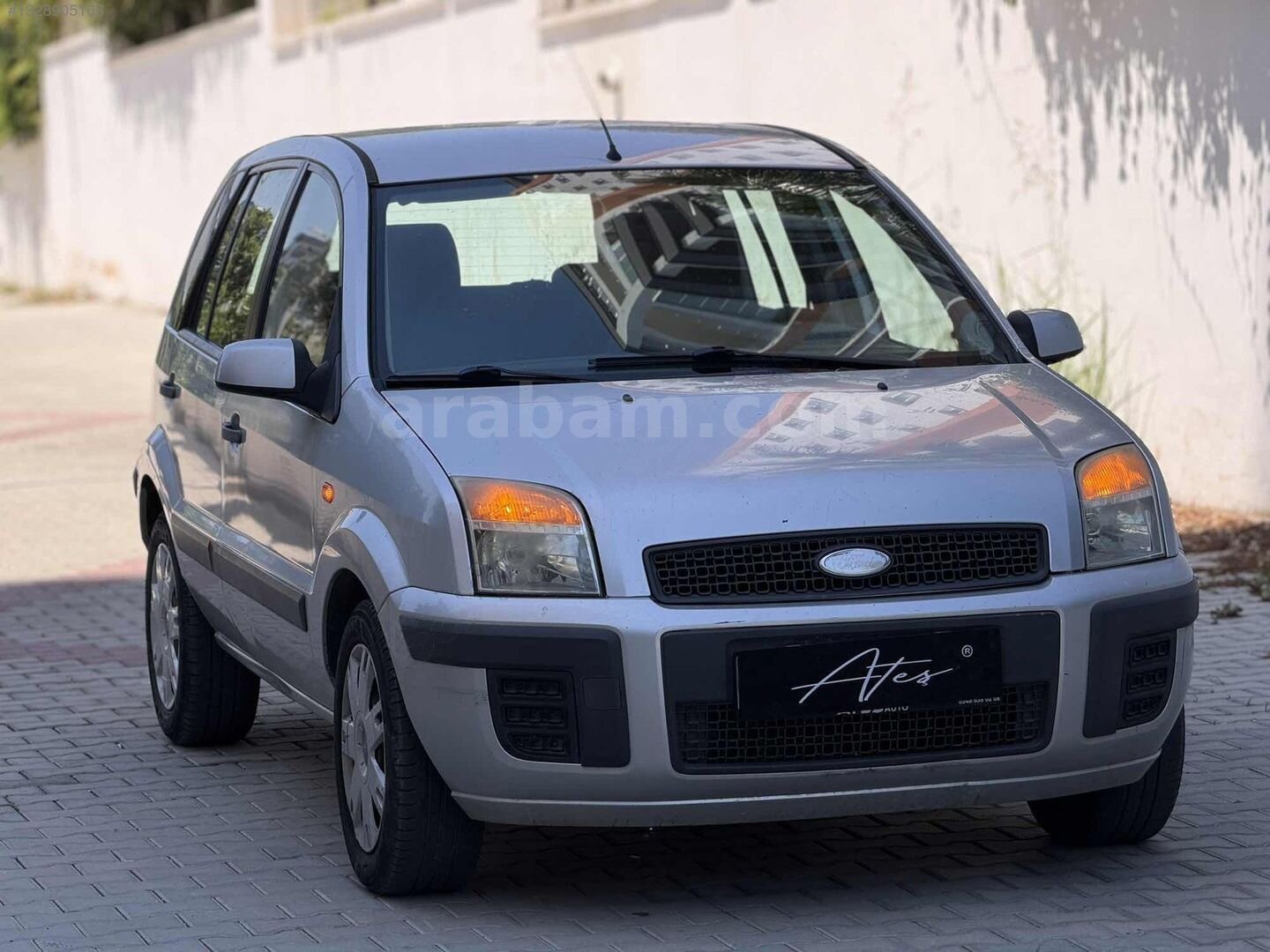 Galeriden Ford Fusion 1.4 TDCi Comfort 2010 Model Mersin 173.000 km Gri 2
