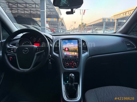 2013 OPEL ASTRA 1.4 T SPORT