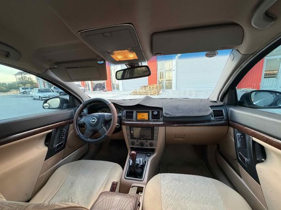 Galeriden Opel Vectra 1.6 Elegance 2005 Model Afyonkarahisar