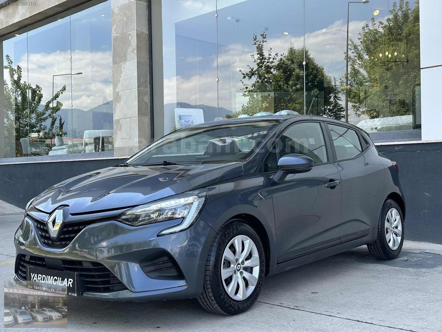 Galeriden Renault Clio 1.0 TCe Joy 2022 Model Bursa 91.000 km Füme 3