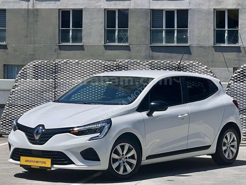 Galeriden Renault Clio 1.0 TCe Joy 2023 Model İstanbul 118.000 km Beyaz