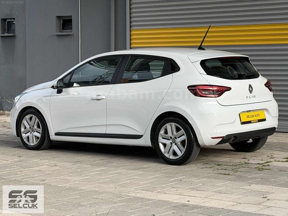 SELÇUK AUTO | 2022 RENAULT CLİO HATASIZ 22 BİN KM TESLA EKRAN