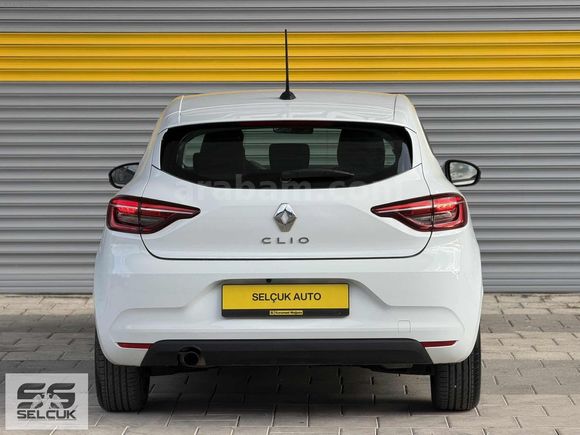 SELÇUK AUTO | 2022 RENAULT CLİO HATASIZ 22 BİN KM TESLA EKRAN