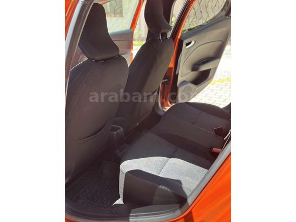 SERVİS BAKIMLI DÜŞÜK KM TEMİZ OTOMATİK CLİO