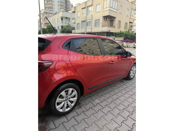 Sahibinden Renault Clio 1.0 TCe Joy 2023 Model 