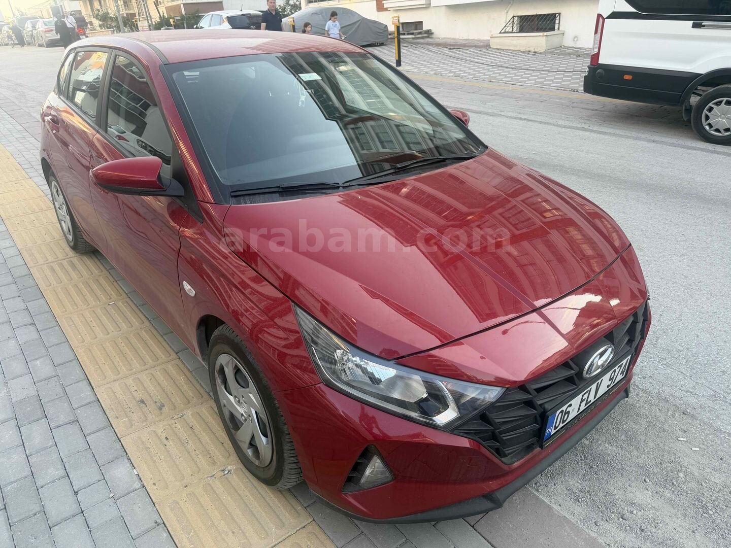 Sahibinden Hyundai i20 1.4 MPI Jump 2023 Model Ankara 61.000 km Kırmızı 3