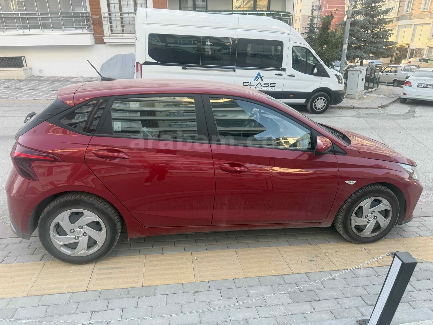 Sahibinden Hyundai i20 1.4 MPI Jump 2023 Model Ankara 61.000 km Kırmızı 4