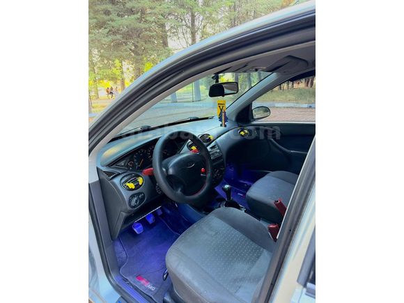 ZİRVE AUTO DAN HATASIZ DEĞİŞENSİZ FORD FOCUS 1.6 COLLECTİON