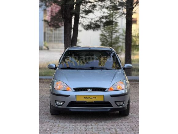 ZİRVE AUTO DAN HATASIZ DEĞİŞENSİZ FORD FOCUS 1.6 COLLECTİON
