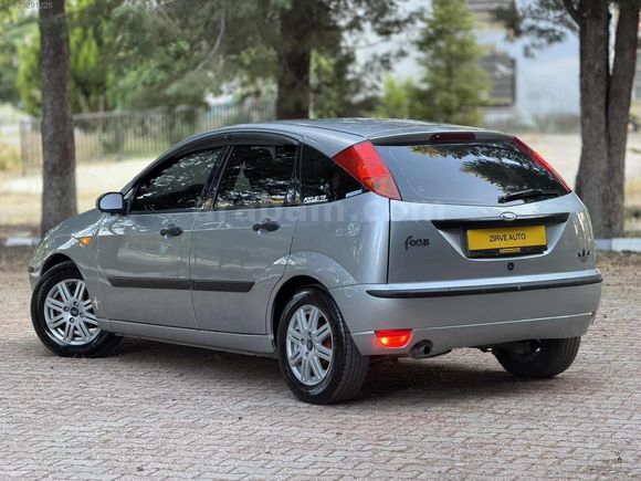 ZİRVE AUTO DAN HATASIZ DEĞİŞENSİZ FORD FOCUS 1.6 COLLECTİON