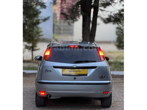 ZİRVE AUTO DAN HATASIZ DEĞİŞENSİZ FORD FOCUS 1.6 COLLECTİON