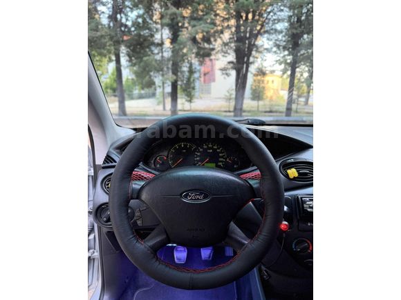 ZİRVE AUTO DAN HATASIZ DEĞİŞENSİZ FORD FOCUS 1.6 COLLECTİON