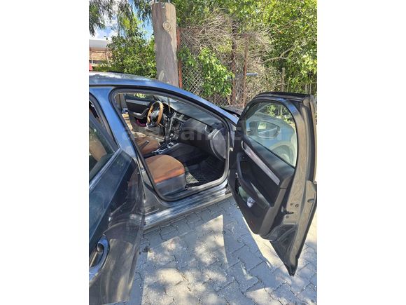 2015 model Skoda Octavia 257 bin Km Dizel Otomatik
