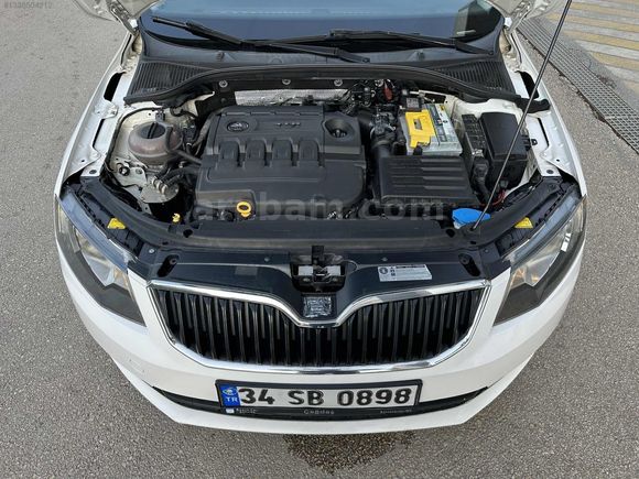 2016 SKODA OCTAVİA 1.6 TDİ OTOMATİK OPTİMAL