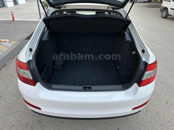 2016 SKODA OCTAVİA 1.6 TDİ OTOMATİK OPTİMAL