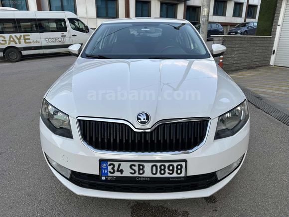 2016 SKODA OCTAVİA 1.6 TDİ OTOMATİK OPTİMAL