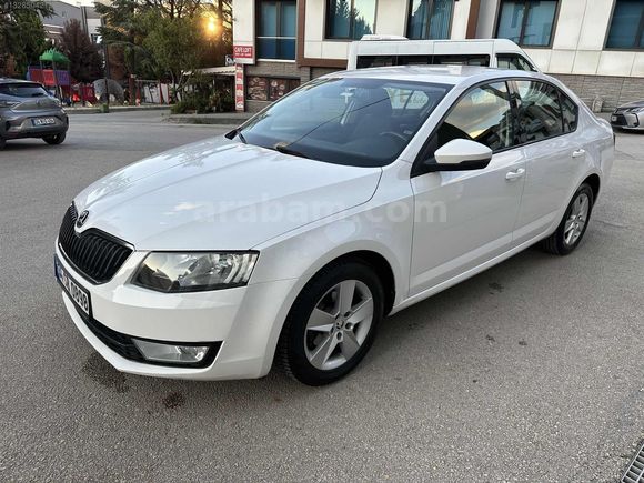 2016 SKODA OCTAVİA 1.6 TDİ OTOMATİK OPTİMAL