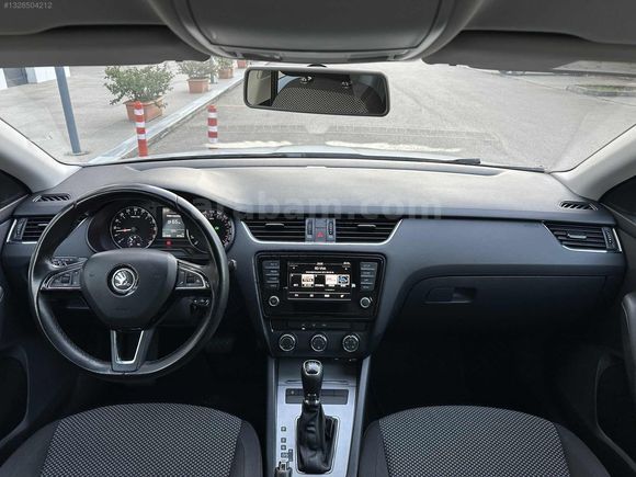 2016 SKODA OCTAVİA 1.6 TDİ OTOMATİK OPTİMAL