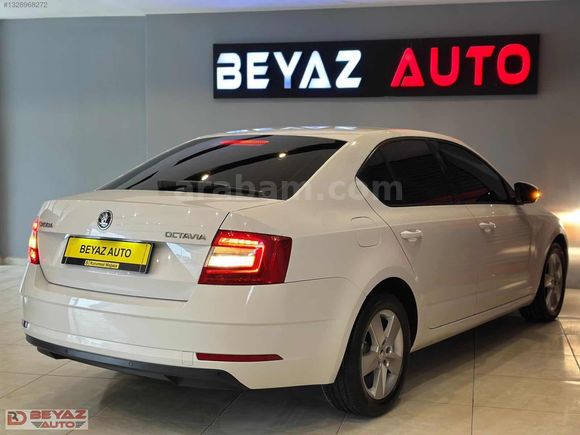 2018 SKODA OCTAVIA HATASIZ ORJİNAL BAKMLI DSG HASARSIZ