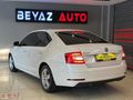 2018 SKODA OCTAVIA HATASIZ ORJİNAL BAKMLI DSG HASARSIZ