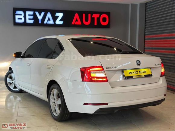 2018 SKODA OCTAVIA HATASIZ ORJİNAL BAKMLI DSG HASARSIZ