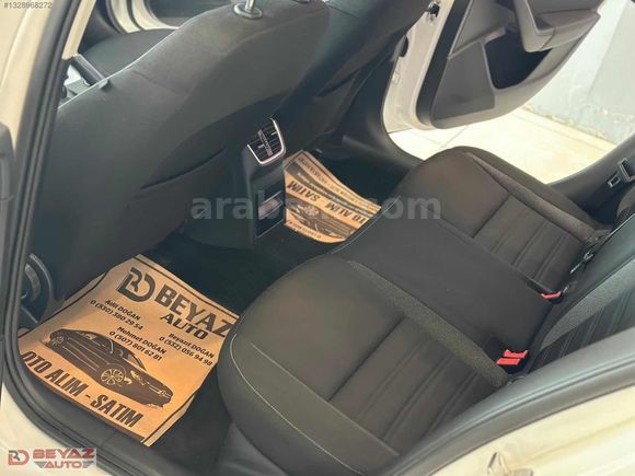 2018 SKODA OCTAVIA HATASIZ ORJİNAL BAKMLI DSG HASARSIZ