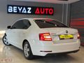2018 SKODA OCTAVIA HATASIZ ORJİNAL BAKMLI DSG HASARSIZ