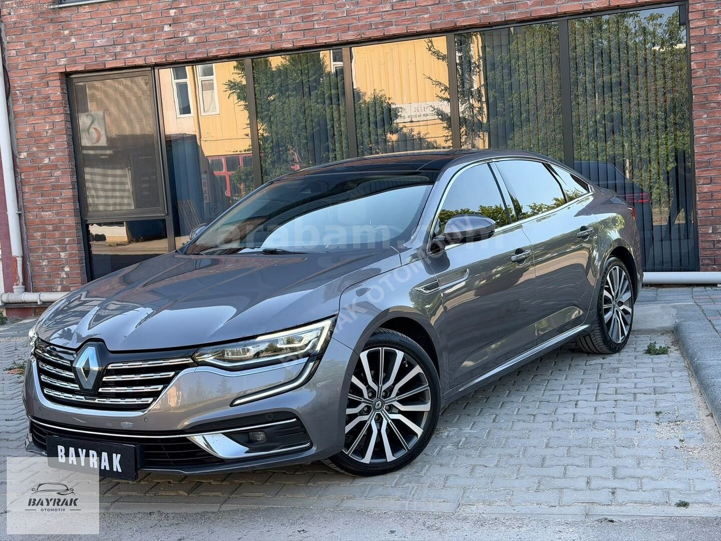 Galeriden Renault Talisman 1.3 Tce Icon 2022 Model Eskişehir 110.000 km Füme 3