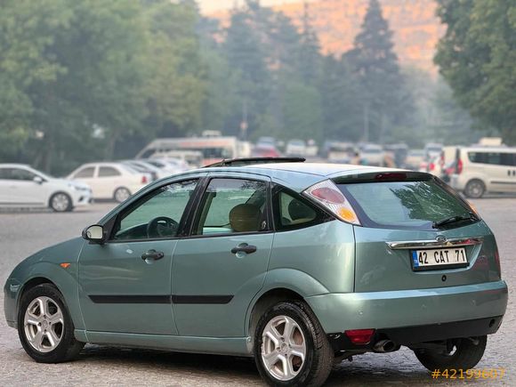 SUNROOF'LU GHİA TEK DEĞİŞEN
