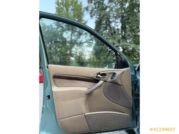 SUNROOF'LU GHİA TEK DEĞİŞEN