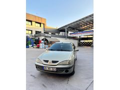 Sahibinden Renault Megane 1.9 DTi RTE 2004 Model  500.000 km Yeşil (metalik)