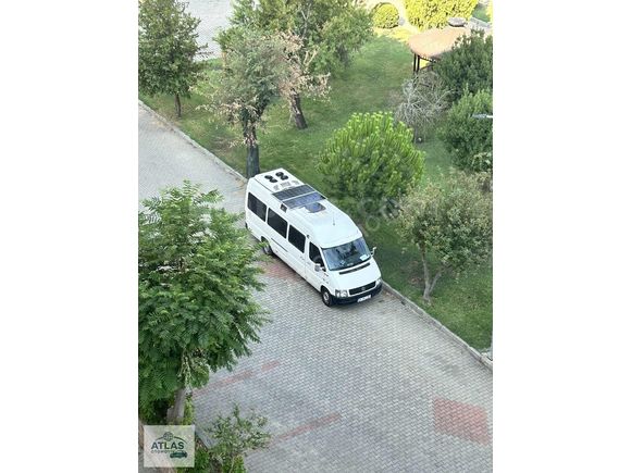 SAHİBİNDEN TEMİZ BAKIMLI MOTOKARAVAN