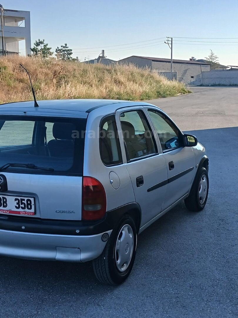 Galeriden Opel Corsa 1.4 Swing 1997 Model Konya 244.000 km Gri 6