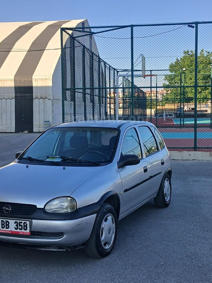 Galeriden Opel Corsa 1.4 Swing 1997 Model Konya 244.000 km Gri 3