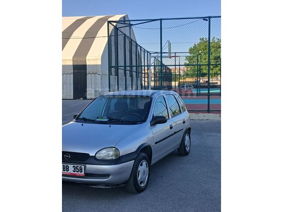 Galeriden Opel Corsa 1.4 Swing 1997 Model Konya