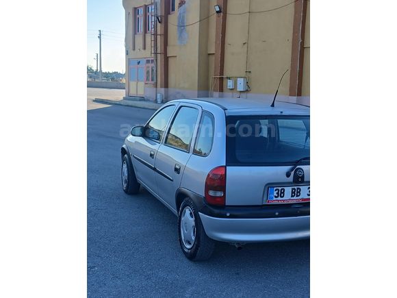Galeriden Opel Corsa 1.4 Swing 1997 Model Konya