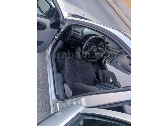 Galeriden Opel Corsa 1.4 Swing 1997 Model Konya