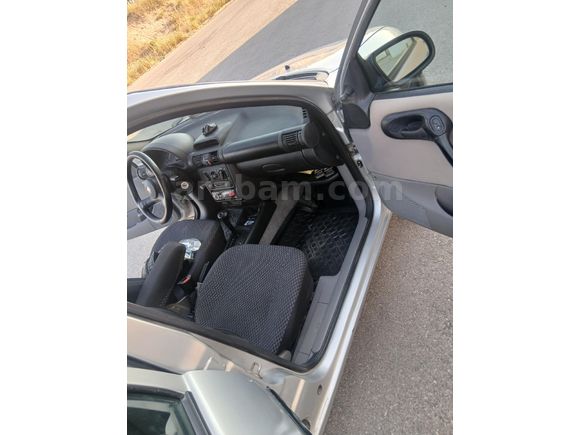 Galeriden Opel Corsa 1.4 Swing 1997 Model Konya