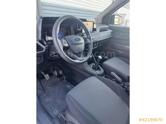 2025 FORD COURİER 1.5 7500KM TERTEMİZ YÜK GÖRMEMİŞ